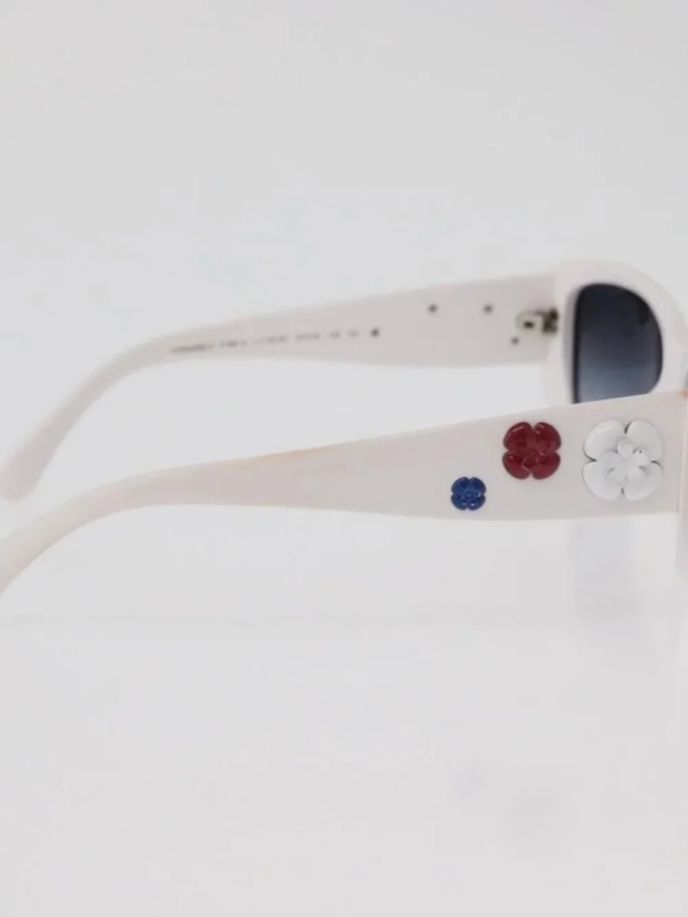 CHANEL Camelia Sunglasses Plastic White 5186-A CC Auth 176109A